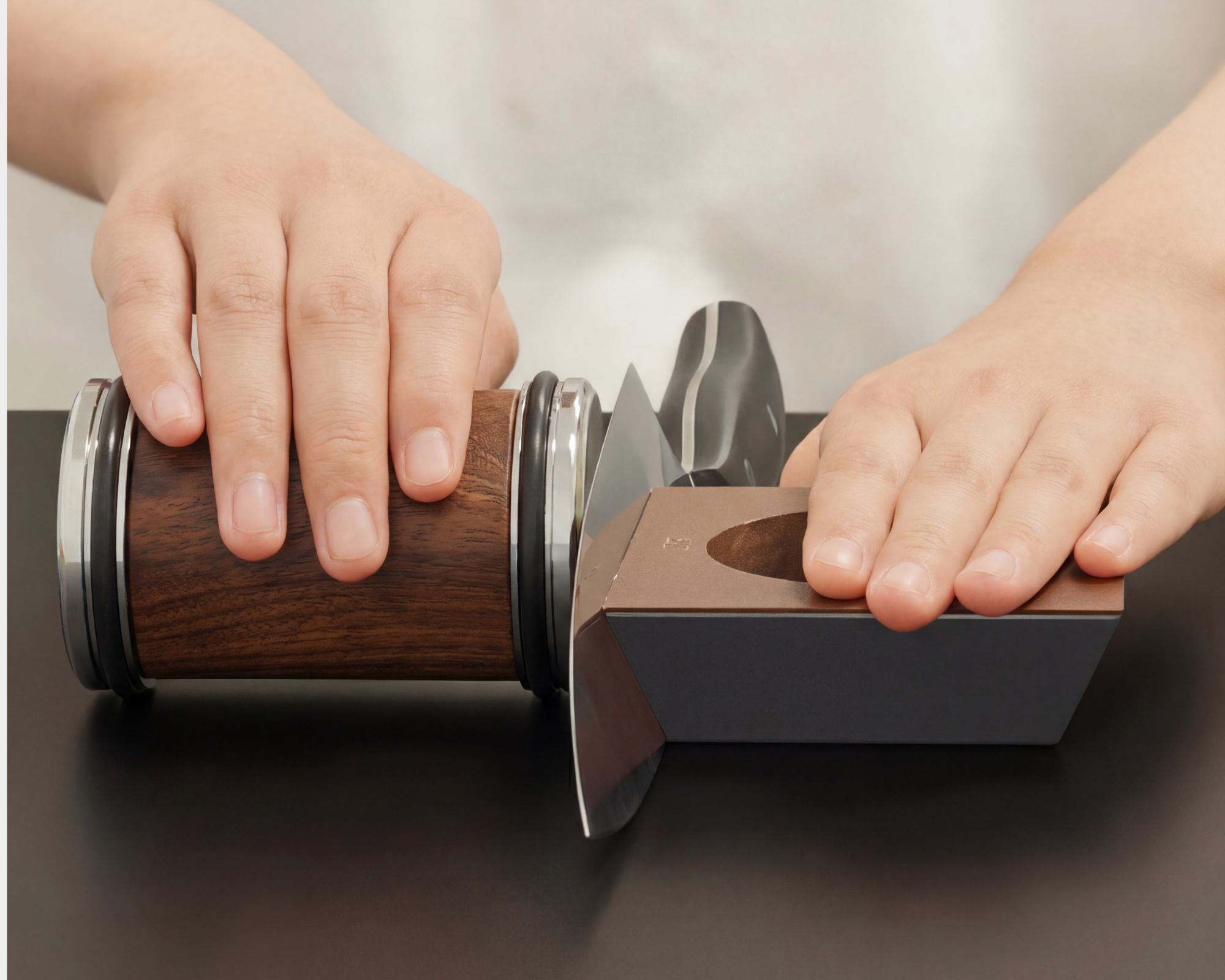 Prezix - Rolling Knife Sharpener with 4 Angles (Braun)